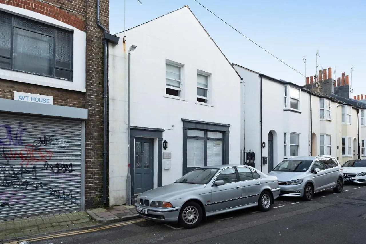 The Mews - Stylish & Central Brighton Townhouse, Up To 6 Guests Villa Holiday home
