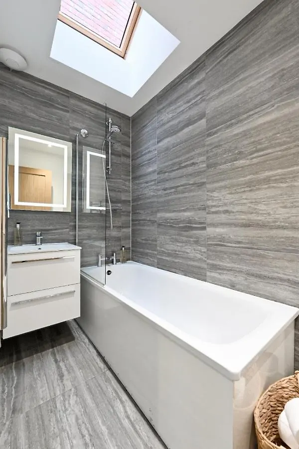 فيلا The Mews - Stylish & Central Brighton Townhouse, Up To 6 Guests بيت للعطل