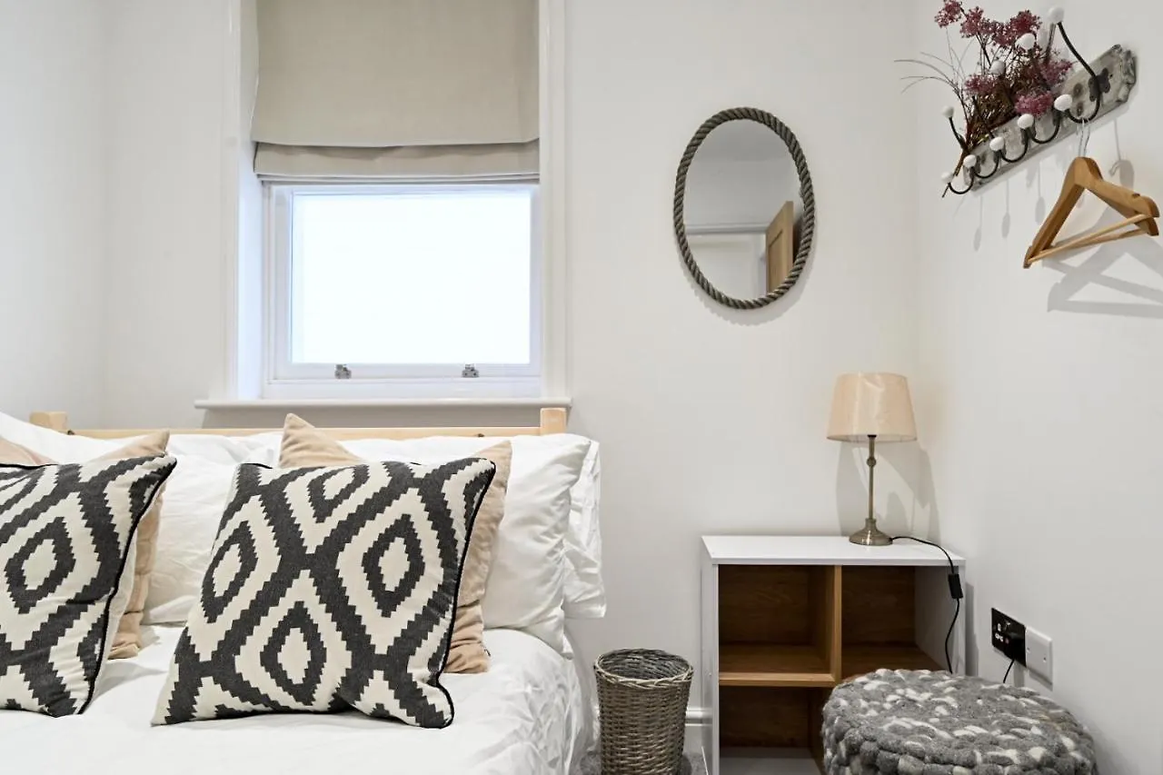 فيلا The Mews - Stylish & Central Brighton Townhouse, Up To 6 Guests بيت للعطل