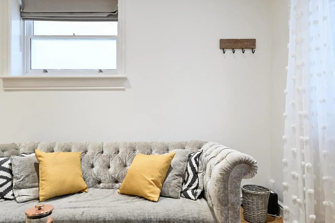 بيت للعطل فيلا The Mews - Stylish & Central Brighton Townhouse, Up To 6 Guests